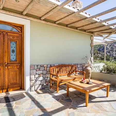 Semesterbostad Reisis Family