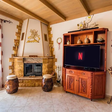 Semesterbostad Reisis Family *