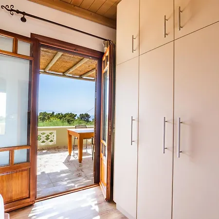 Semesterbostad Reisis Family Lefkos (Karpathos)