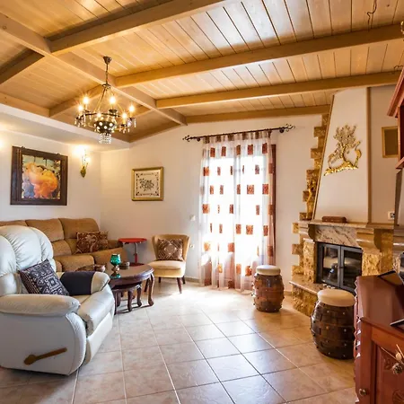 Reisis Family Lefkos (Karpathos)