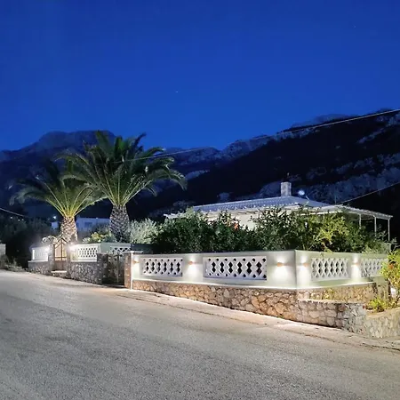 Reisis Family Lefkos (Karpathos)