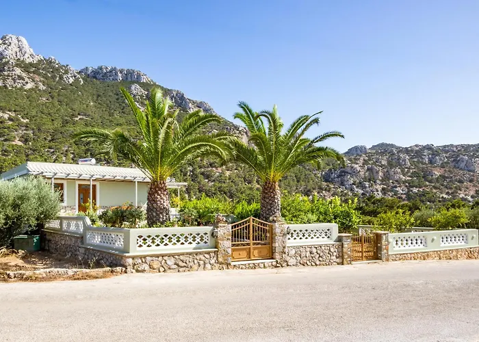 Reisis Family Lefkos (Karpathos)